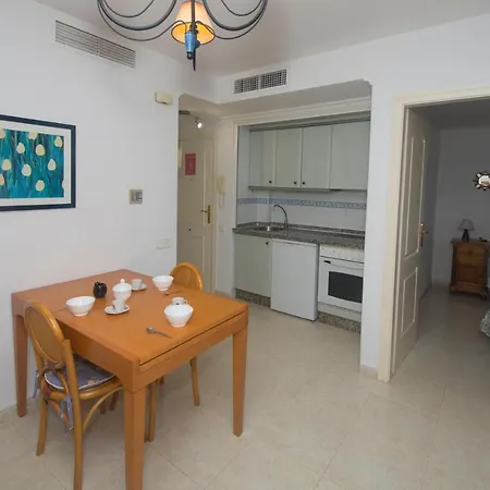 Penthouse In Zafiro With Beautiful Sea Views